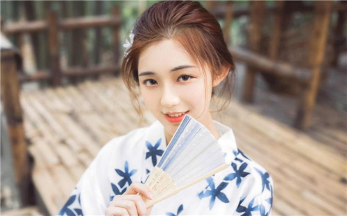 暴躁少女CSGO最强角色推荐：发现游戏中的隐藏任务，揭开更多背后的秘密！