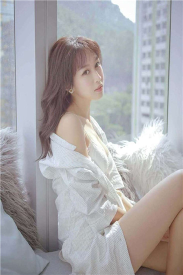 女生男生一起差差差差带疼声荒野中的觉醒，揭开身世之谜！