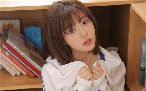 隐藏我的游戏2被诅咒世界的冒险回合制角色扮演的策略挑战！