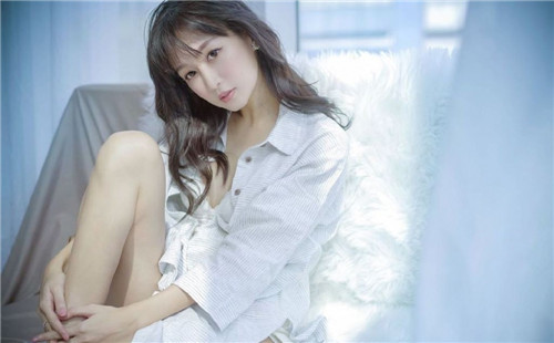 天美果冻星空大象在看重温经典像素风，开启奇幻冒险！